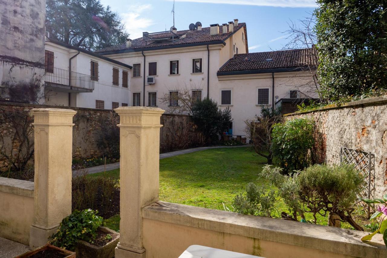 Mansarda Fogazzaro Apartamento Vicenza Exterior foto