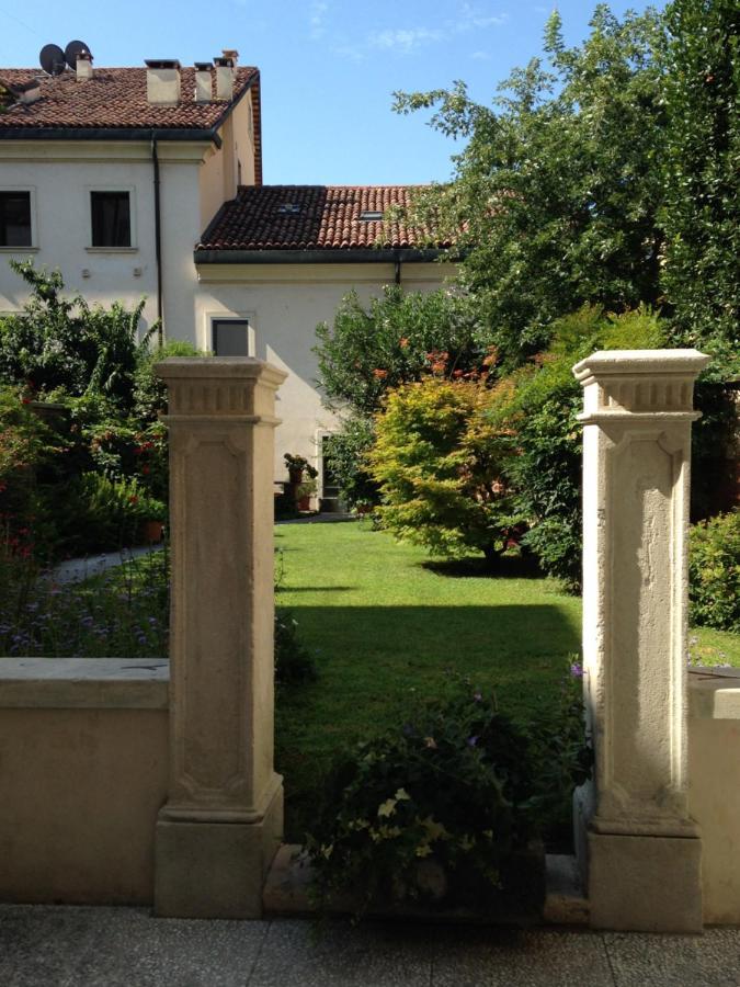 Mansarda Fogazzaro Apartamento Vicenza Exterior foto